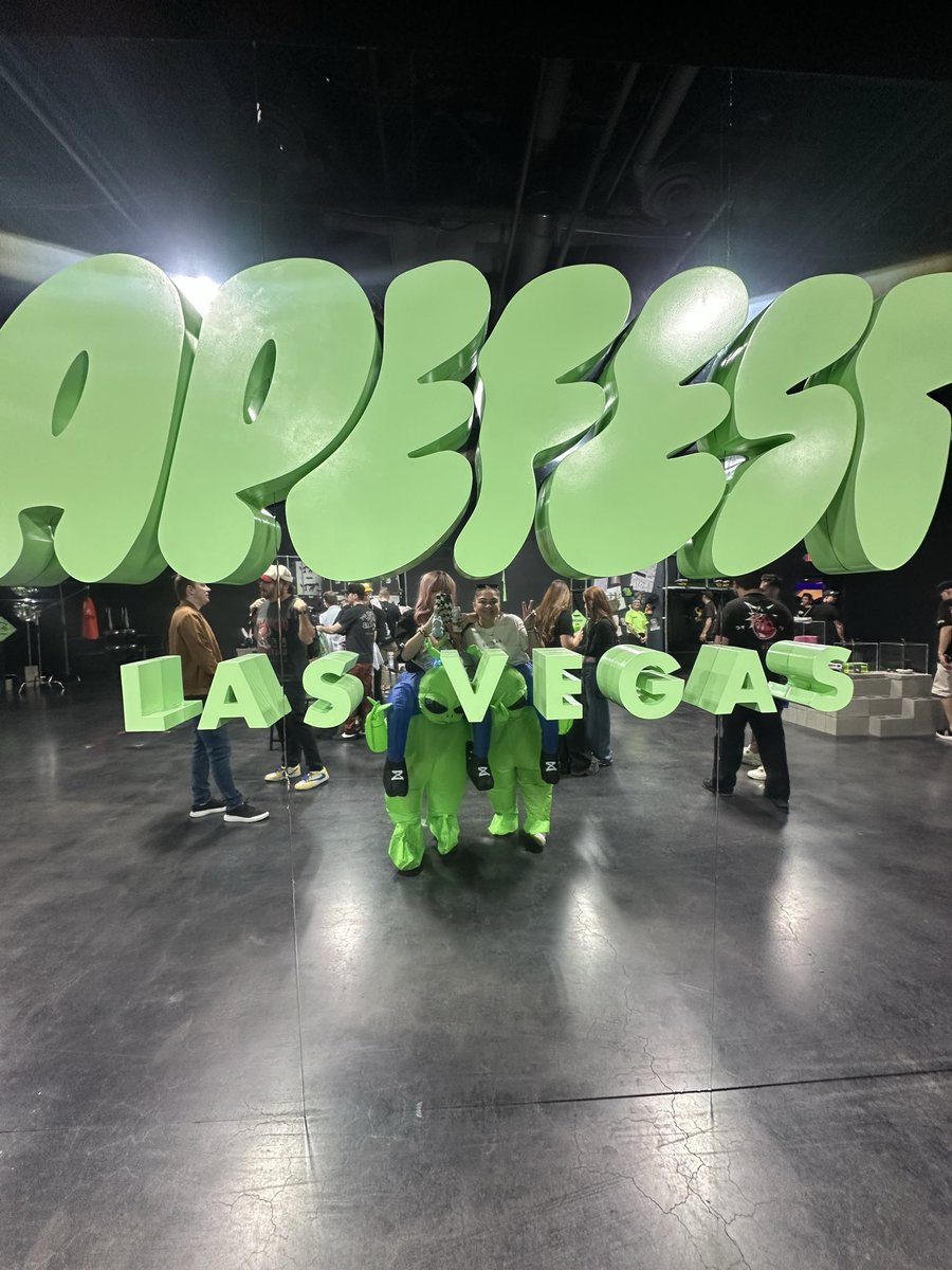 just monkeying around with my best frand <a href="/NFTraveler/">NFTraveler.eth 🧪</a> at apefest 2025