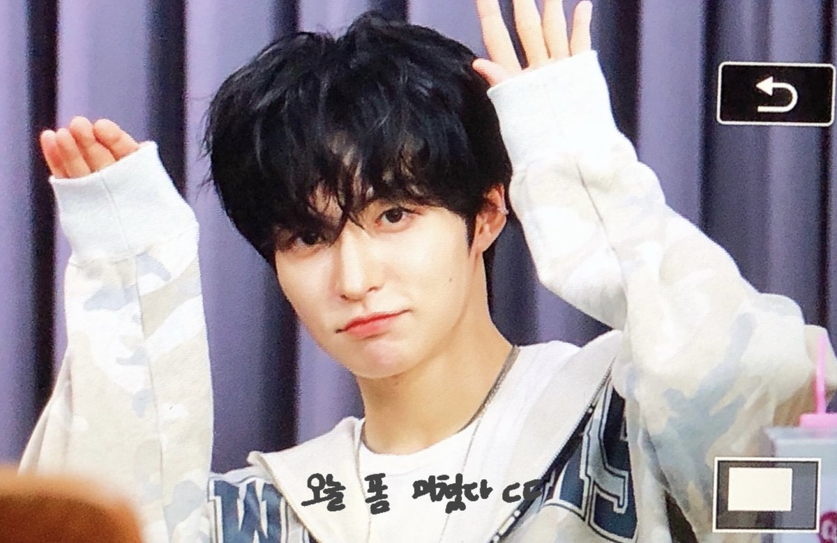 ROMIN424_COM's tweet image. 251025💕

미남토끼🐰

#ELAST #엘라스트 #エラスト
#ROMIN #로민 #ロミン
#롬왕자👑 #아기GO라니