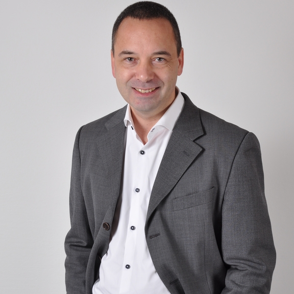H2biz's tweet photo. Marnix #Groet (Creative Thinking Ventures): "#H2biz è un partner di grande valore per noi #investitori, una risorsa strategica per la gestione del rischio... (continua)". Leggi tutto → https://t.co/tvom540FZo https://t.co/uU8jPnRIl0