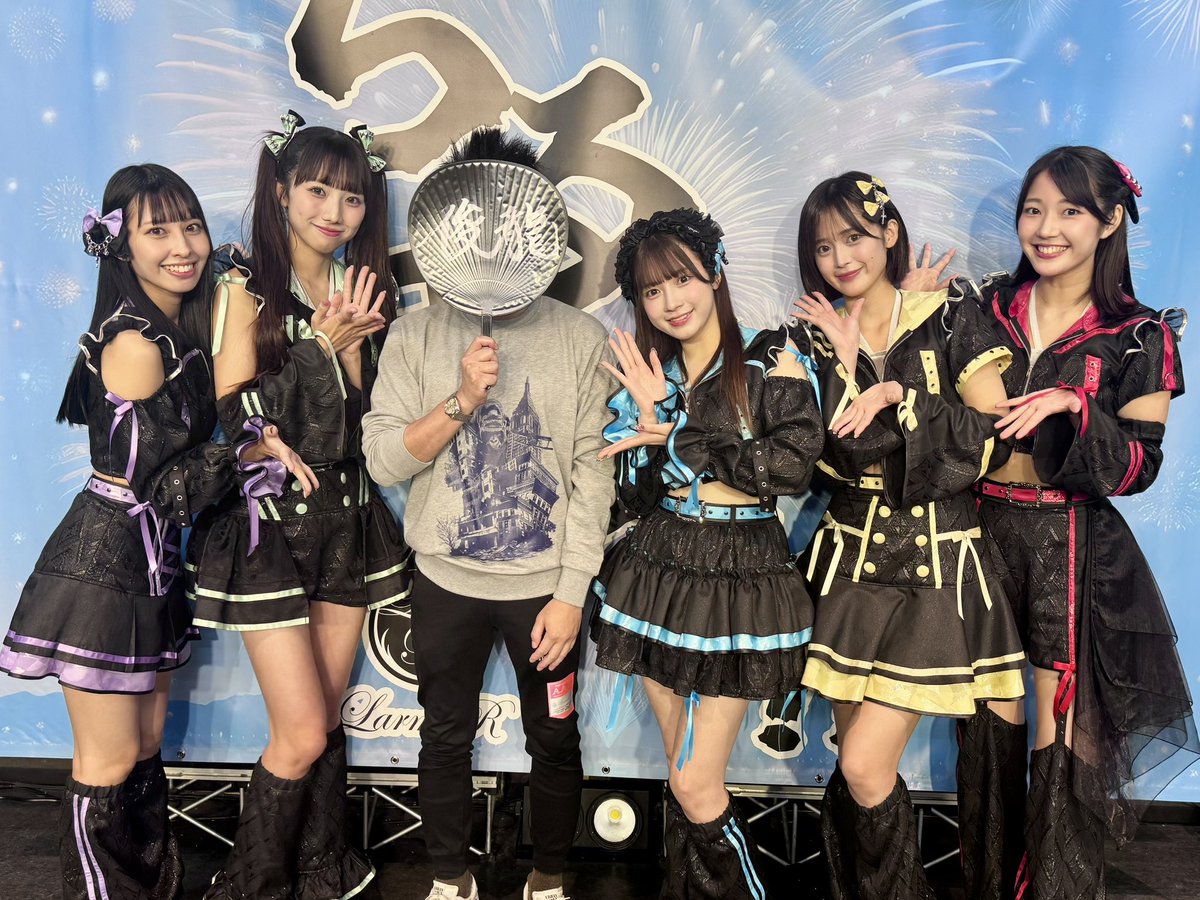 MAGiPUNofficial's tweet image. 📸今日のphotoをもうひとつ！
「第5回らるまつり！！」にて 
#俊龍 さんとお写真撮っていただきました !!!
ありがとうございました！

本日披露した俊龍さん作曲の2曲🪄
ぜひチェックしてね！

「今日がまだ蒼くても」
🎵 music.apple.com/jp/album/%E4%B… 
🎥 youtu.be/XzAYeEJORGM?si…

「名もなきヒーロー」…