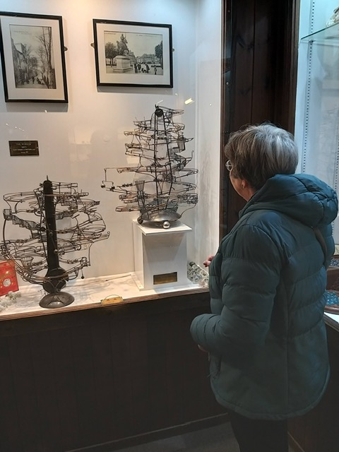 StAustellU3A's tweet image. Our Social Group crossed the Tamar (again!) last Wednesday to visit the House of Marbles in Bovey Tracy. Everyone enjoyed seeing the glass blowing, marble runs, shop &amp;amp; lunch in the cafe #u3a_uk #U3A #learnlaughlive #retirementlife #retirementliving #retirement #kernow #Cornwall