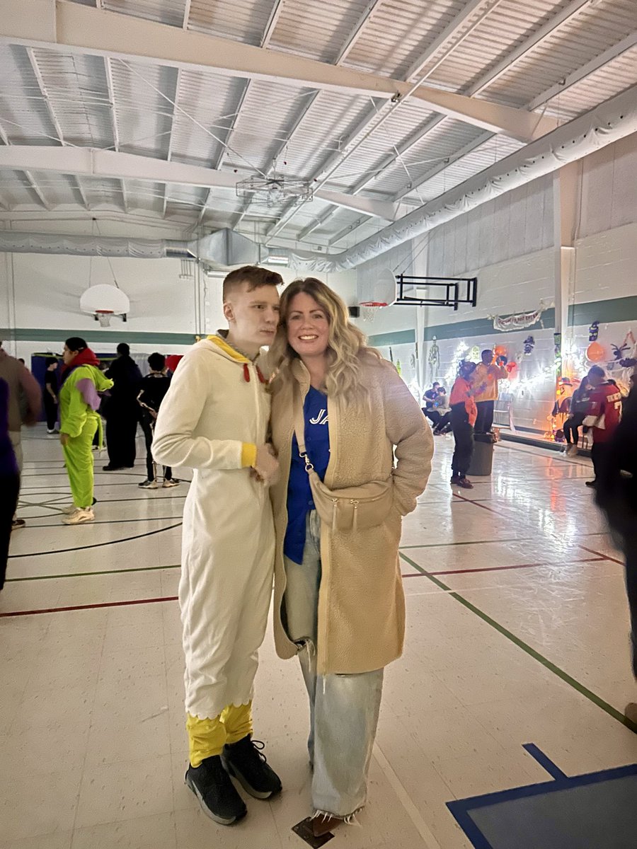 Jennifer Currie tweet media