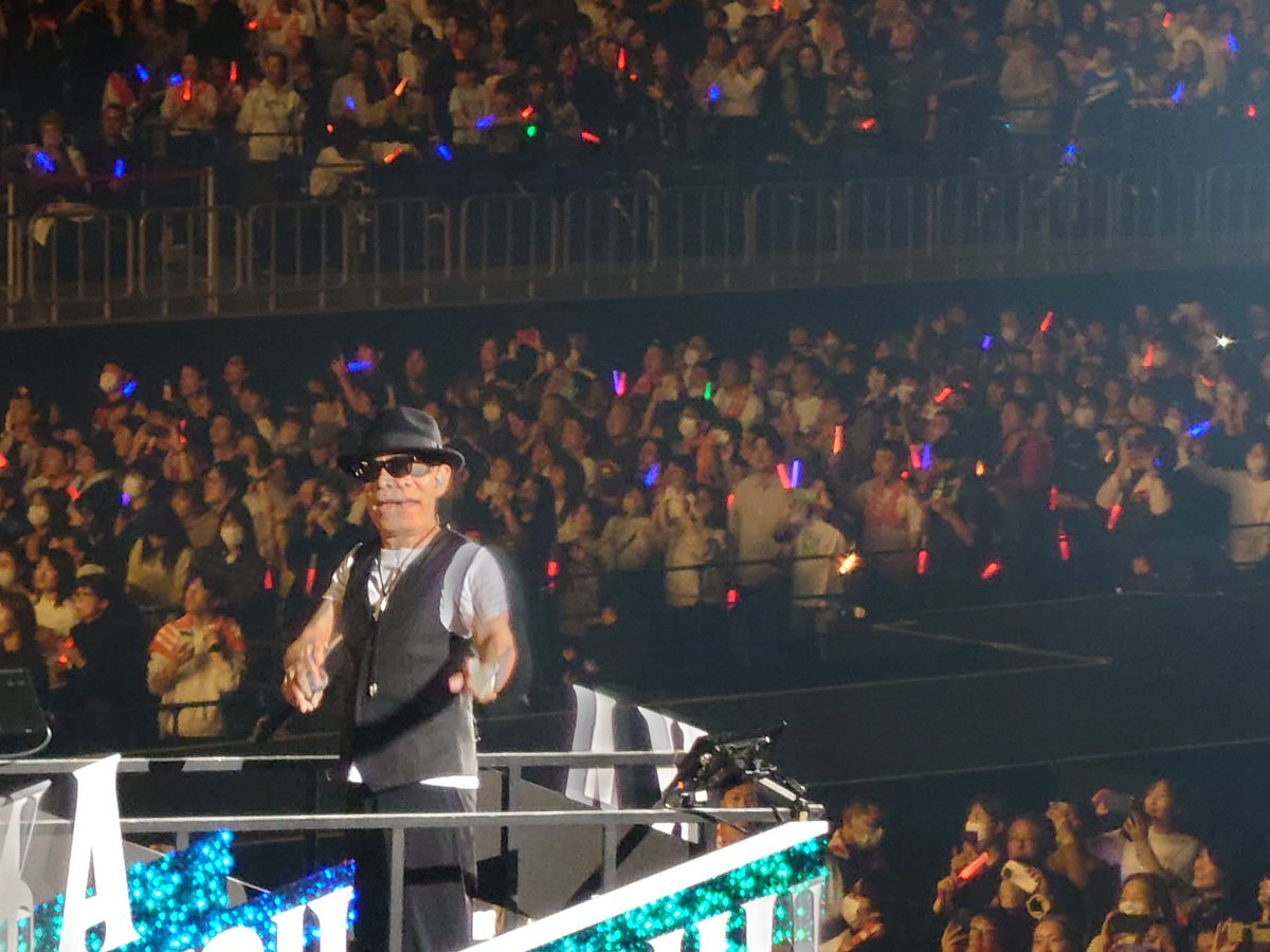仕事終わってからのオールナイトニッポン歌謡祭ライブで横浜アリーナに上陸

DA-ICE　ロバート秋山　高須クリニック高須　乃木坂　いきものがかり　大黒摩季がライブ
MCにナインティナイトで４時間３０分の長丁場ライブ〜
めちゃくちゃ楽しかった

#新横浜
#横浜アリーナ
