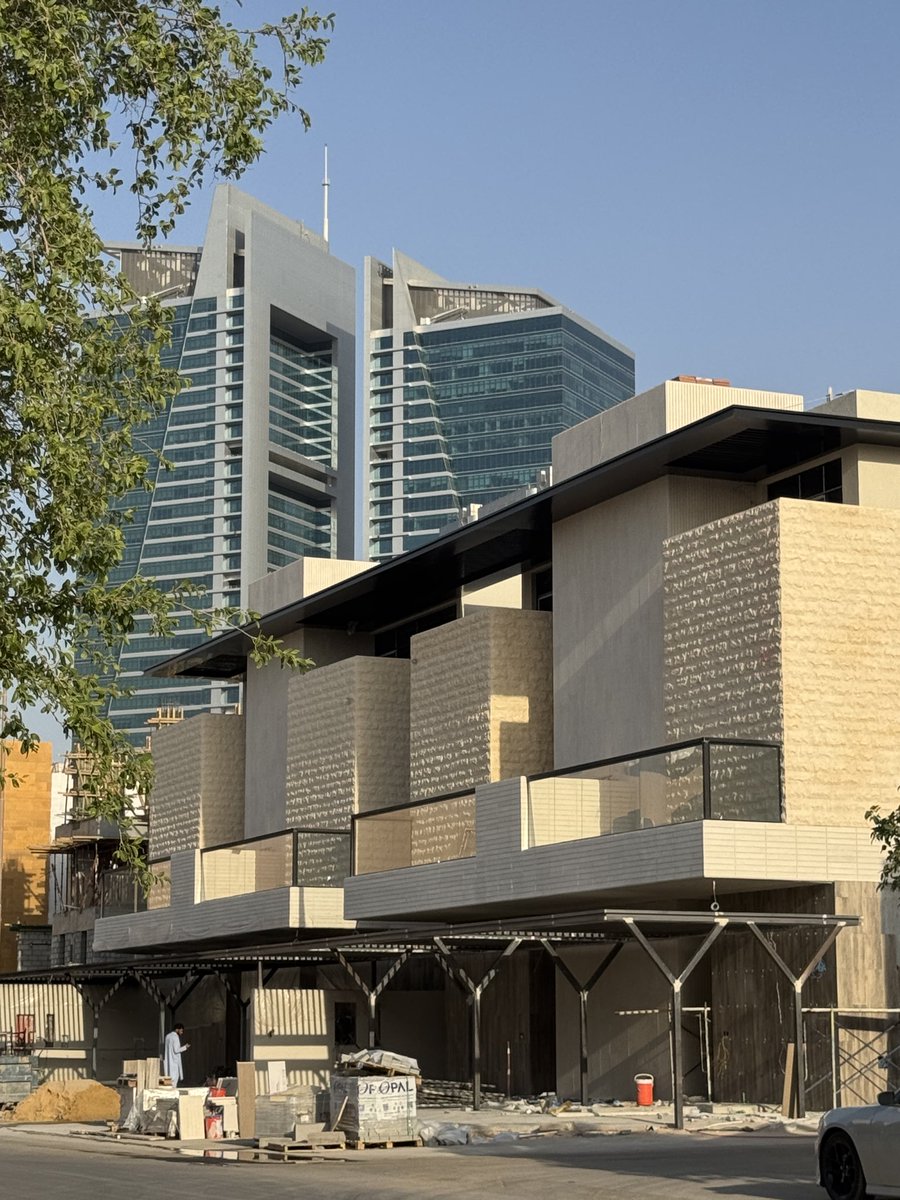 موقعٌ يليق، بتصميمٍ يليق 👌🏼