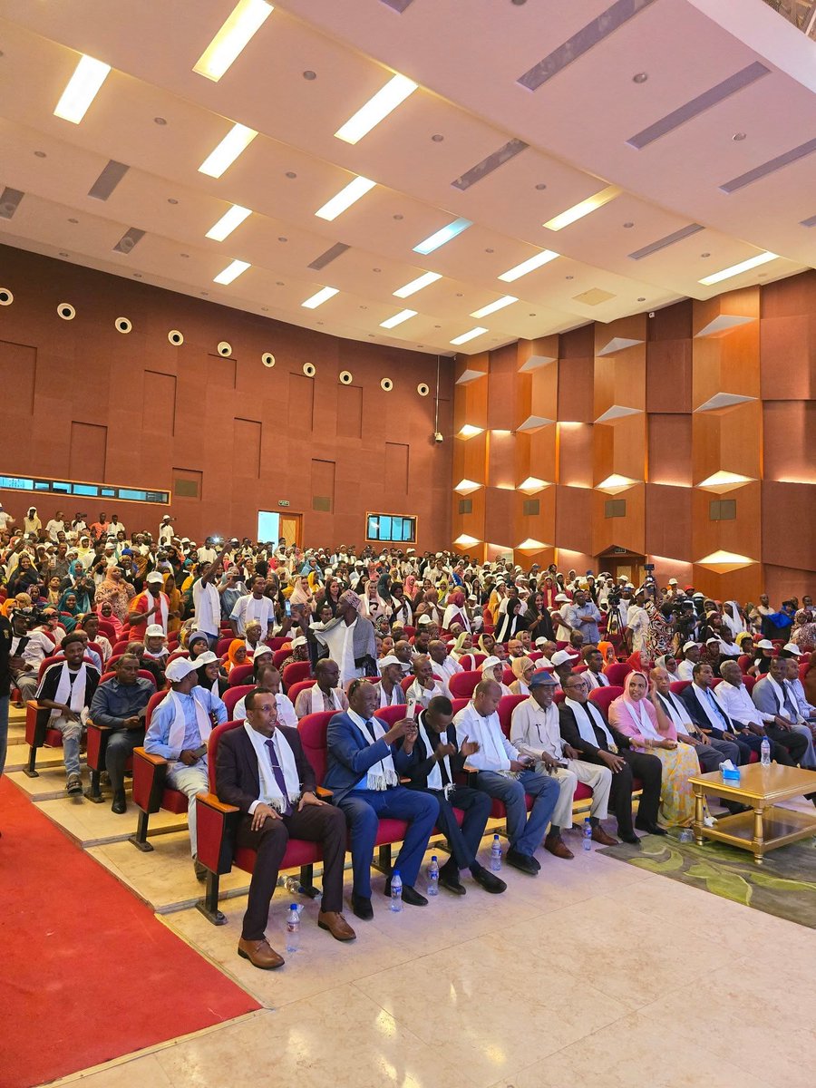 IsmanGarileh's tweet photo. L'union pour la Démocratie et la Justice [UDJ] a organisée son congrès ce matin au palais du peuple.
Conduit par la Présidente Ileya Ismail Guedi, l'unité, la persévérance et la continuite à l'ordre du jour. https://t.co/eHcBKnDSPz