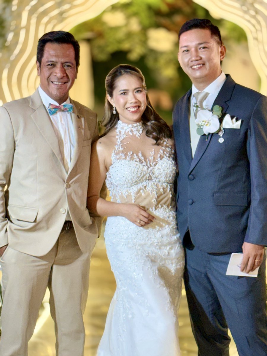 DonEmcee's tweet image. Ryan Tecson &amp;amp; Cyndale Myrrh Cuyos- Tecson #Wedding; October 25, 2025; Instagrill Davao
.
.
.
.
.
#masterofceremonies #satisfiedclient #davaoweddings #luncheonreception #davaoemcee