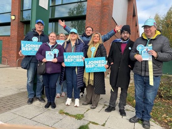 🩵 Cllr Sam Journet in action for #ReformActionDay!

“Loved meeting so many of you who were so passionate about making Britain great again”

#ReformUK #TakeBackBritain <a href="/ReformUKSam/">Cllr Sam Journet</a>