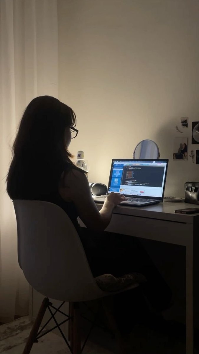 AyeshaTechX's tweet image. Hey @X👋
I’m looking to #CONNECT  with folks interested in 
📷 JavaScript 
📷 DSA
📷 Full Stack Dev
📷 Frontend 
📷 Backend 
📷 Software Development 
📷 Java 
📷 LetCode Let’s grow, share, and 
#LearnInPublic #LetsConnect #100DaysOfCode