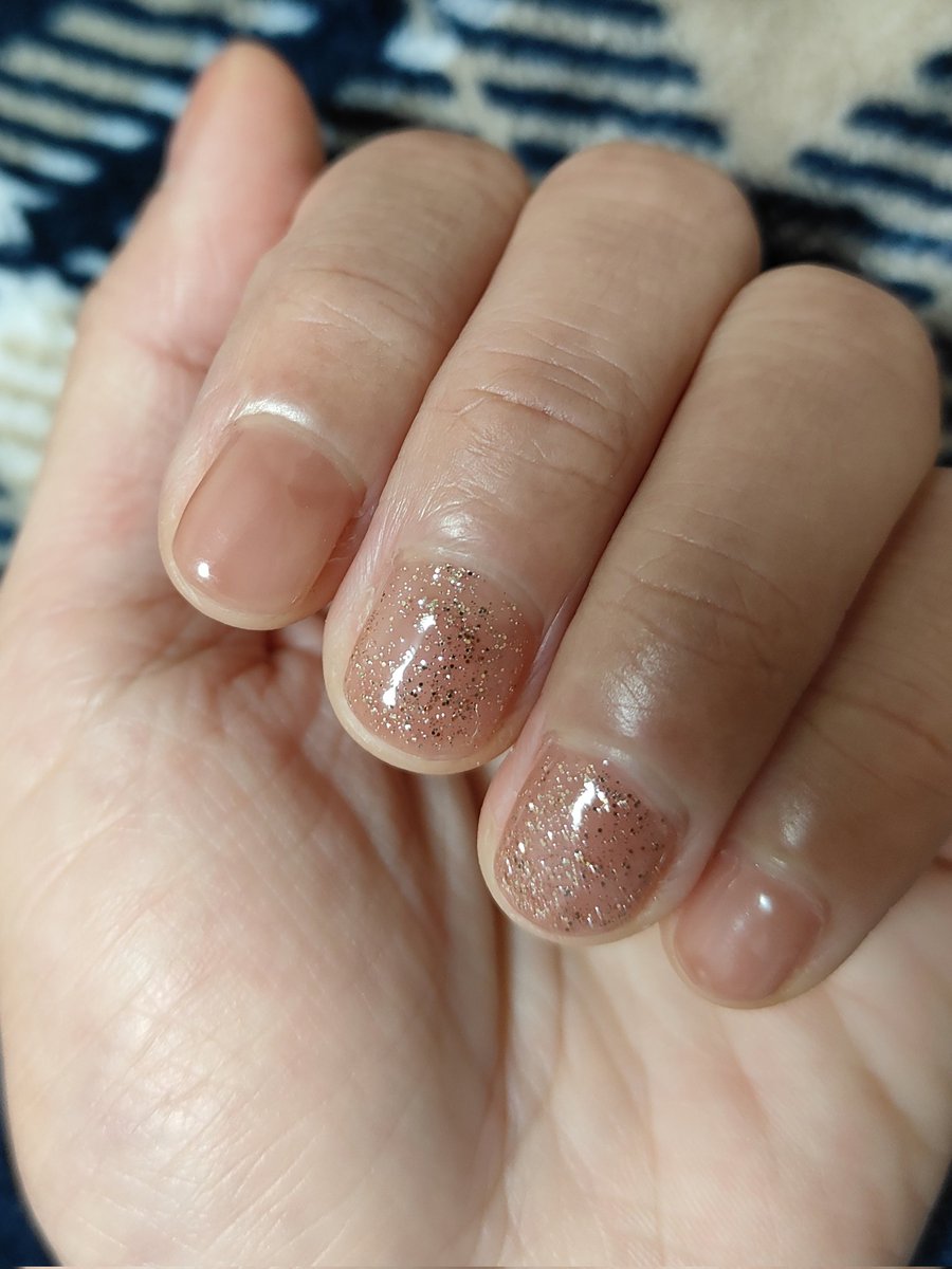 gel me 1 好き
全色欲しい
#gelmeone 
#ジェルミーワン