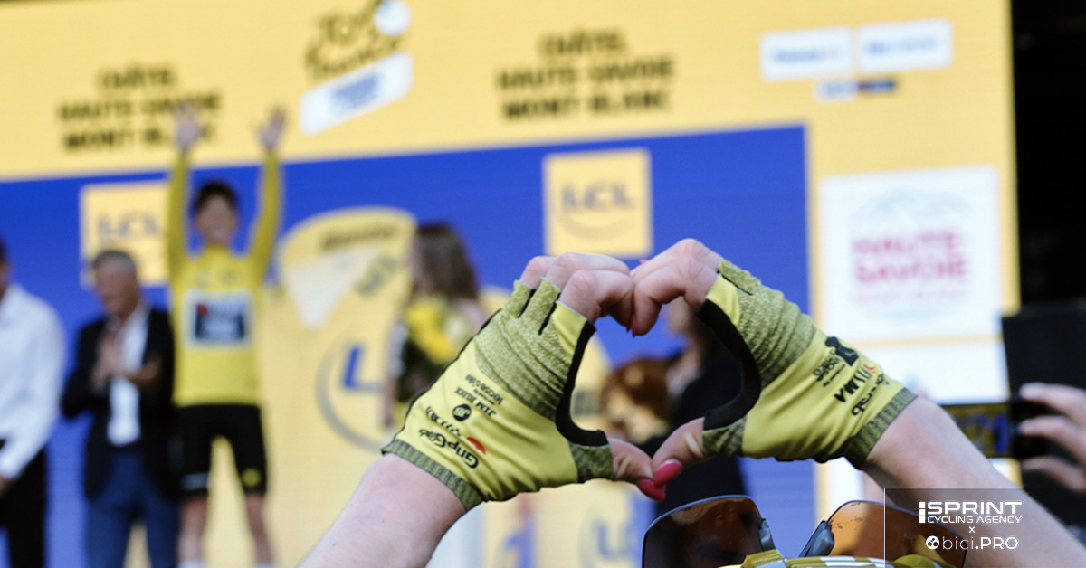biciPRO1's tweet photo. Un @LeTourFemmes davvero tosto, con la crono lunga, il Mont Ventoux e il Col d’Eze a decidere tutto. Ne parliamo con @giadaborgato
#biciPRO #TourFemmes #GiadaBorgato #CiclismoFemminile #TourDeFranceFemmes #Ventoux #Crono #France #Nice
https://t.co/jbsCsZ7KHM https://t.co/7LE5InH8zu