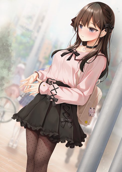 頑張ってネットで流行を調べておしゃれした地方から初めて都会に出てきた子 