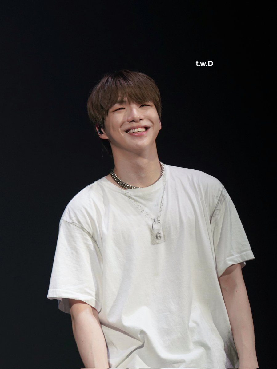 251018 
KANGDANIEL FANMEETING IN OSAKA 
2部

kawaii~( ៸៸ › ⩊ ‹ ៸៸)♡

#강다니엘 #KANGDANIEL #カンダニエル