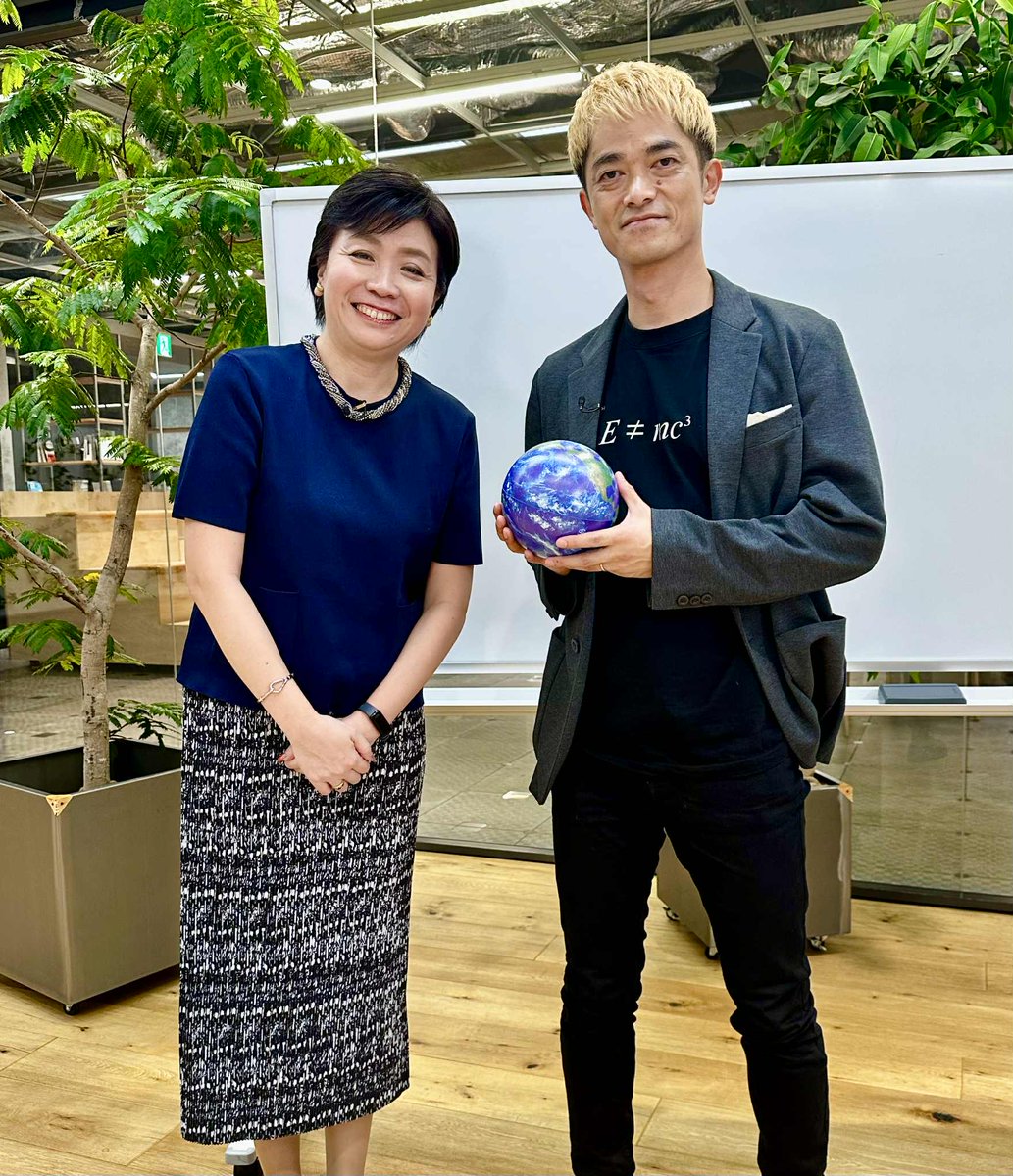 日経CNBCの番組「GINZA CROSSING Talk～時代の開拓者たち～」に出演します！
放送は11月6日（木）と20日（木）21:00〜21:30。
司会の尾河眞樹さんを聞き手に、物理の話から子ども時代のことまで幅広くお話ししました。
公式YouTubeでもご覧いただけるとのことです！
nikkei-cnbc.co.jp/program/1810_g…