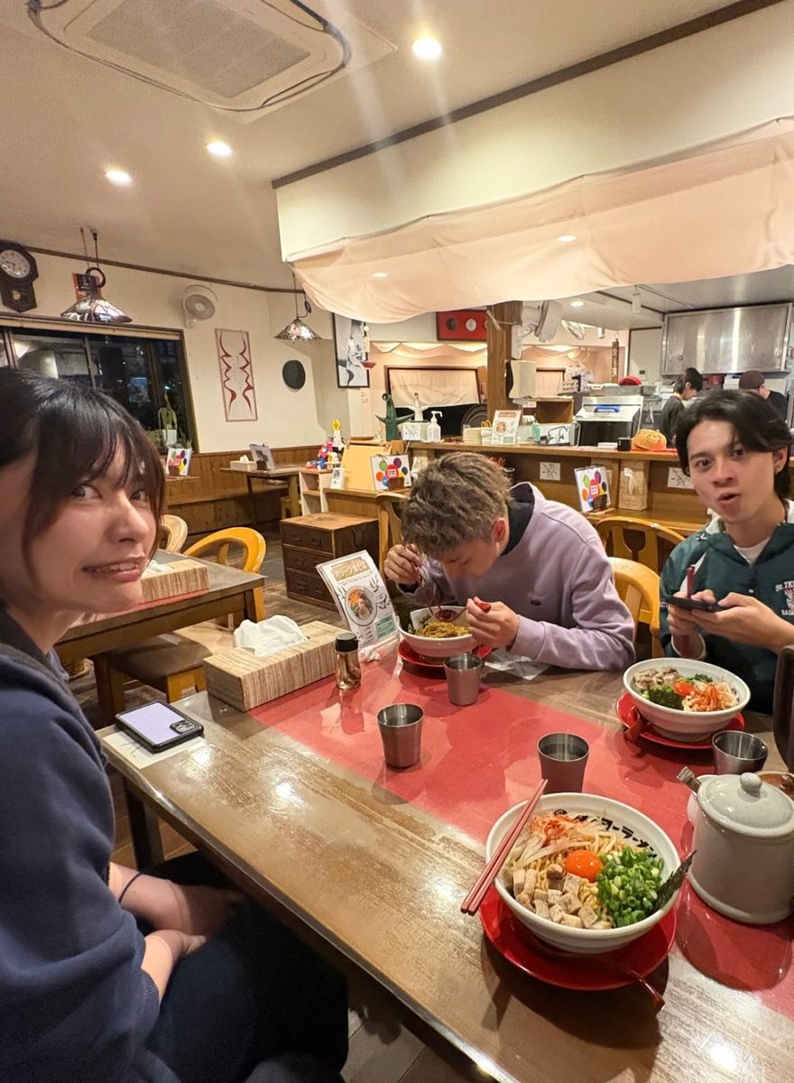 こばやしです tweet media