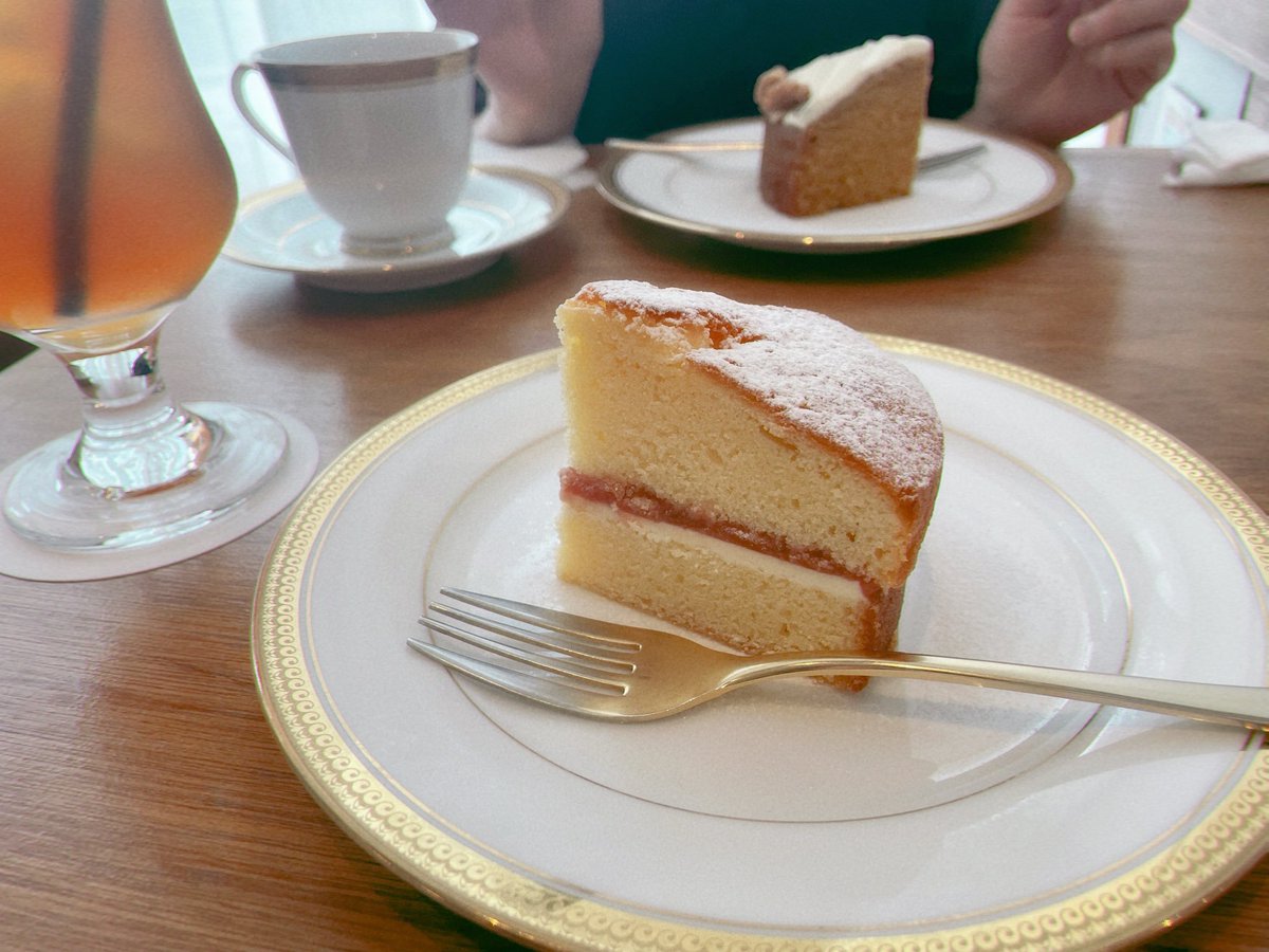 scope_827's tweet image. 舞台待ちの間はkrme行ってたオシャレな店が多い!