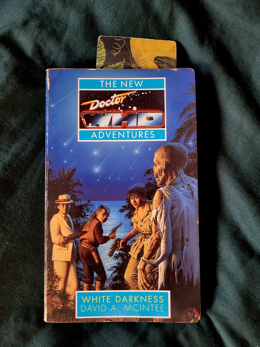 This Halloween we head to Haiti for White Darkness by David A. McIntee! 🎃

Joining us will be <a href="/gjbowley/">Gareth Bowley</a> thsi episode 👀

What are your memories of this book? 📚