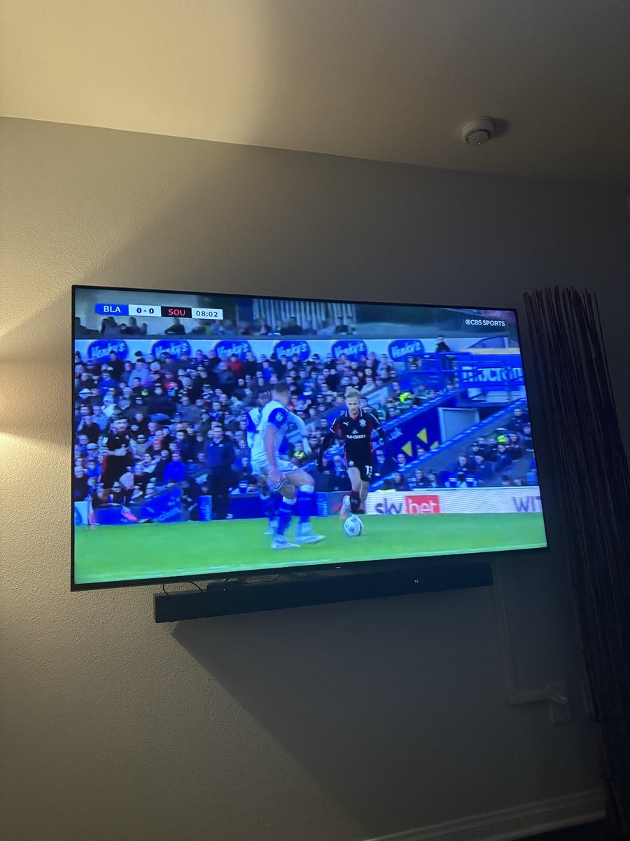 California Rover (@garysmith2301) on Twitter photo For the first time in a long while Iโm not looking forward to this. 
Come on Rovers ๐ช๐ผ๐๐ผ๐๐ผ๐ตโช๏ธ For the first time in a long while Iโm not looking forward to this. 
Come on Rovers ๐ช๐ผ๐๐ผ๐๐ผ๐ตโช๏ธ