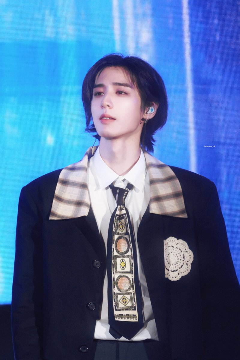 251025

#BOYNEXTDOOR #이한 
#LEEHAN #イハン #보이넥스트도어