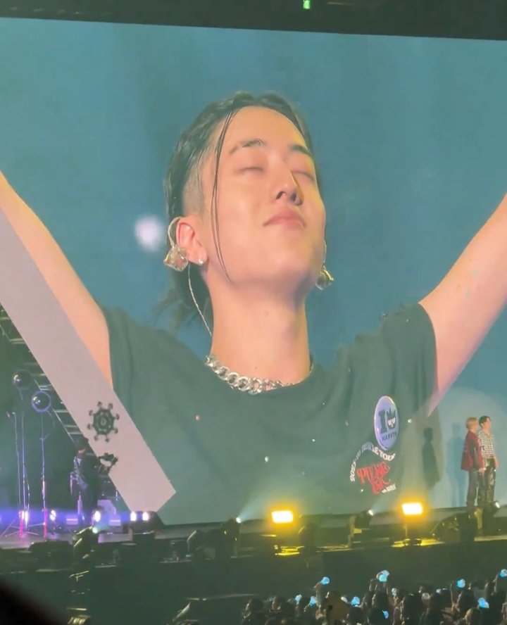 doucefille04's tweet image. beauty is here🌟

˚∧＿∧  　+        —̳͟͞͞💗
(  •‿• )つ  —̳͟͞͞ 💗         —̳͟͞͞💗 +
(つ　 &amp;lt;                —̳͟͞͞💗
｜　 _つ      +  —̳͟͞͞💗         —̳͟͞͞💗 ˚
`し´
#HARUTO
#TREASURE #2025MAMAVOTE