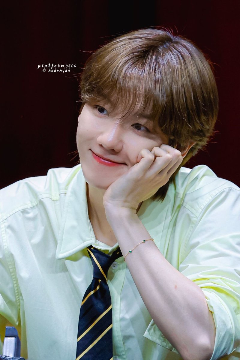 bhbrazil_'s tweet image. #BAEKHYUN e seu spam respondendo a fãs no X. 😅

Fã: Deve ter sido uma agenda muito cansativa pra você estar com três aftas! Por favor, tome suas vitaminas e descanse o dia todo em casa hoje, Baekhyun-ah… Eu passo Albothyl pra você!
Baekhyun: Esse Albothyl não dá… dói demais..