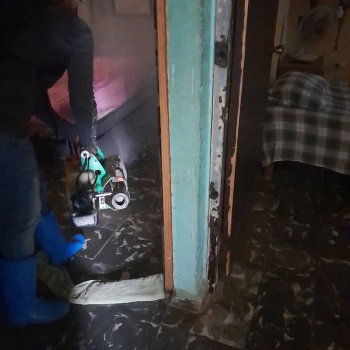 CarlosC64808313's tweet image. 🚫🦟 | Nuestras brigadas intensifican el #ControlVectorial en manzanas de riesgo de España Republicana.

Objetivo: Reducir poblaciones de mosquitos y prevenir enfermedades de forma proactiva.

La salud de la comunidad es nuestra prioridad.

#SaludPública #MatancerosEnVictoria