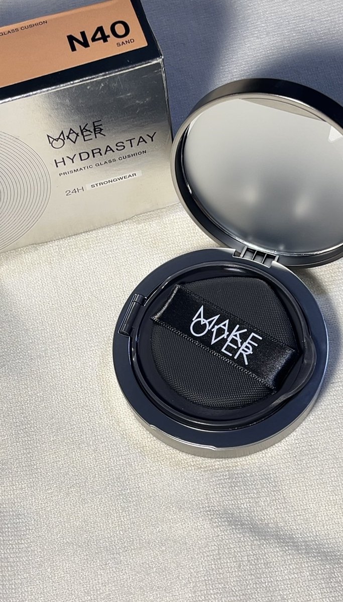 tjyara's tweet image. WTS
Makeover Hydrastay Prismatic Glass Cushion

• in very good condition
• baru di-swatch 1x aja (untuk konten)
• shade N40 SAND
• dijual karna kegelapan
• 70k

#wts #cushion #Makeover
