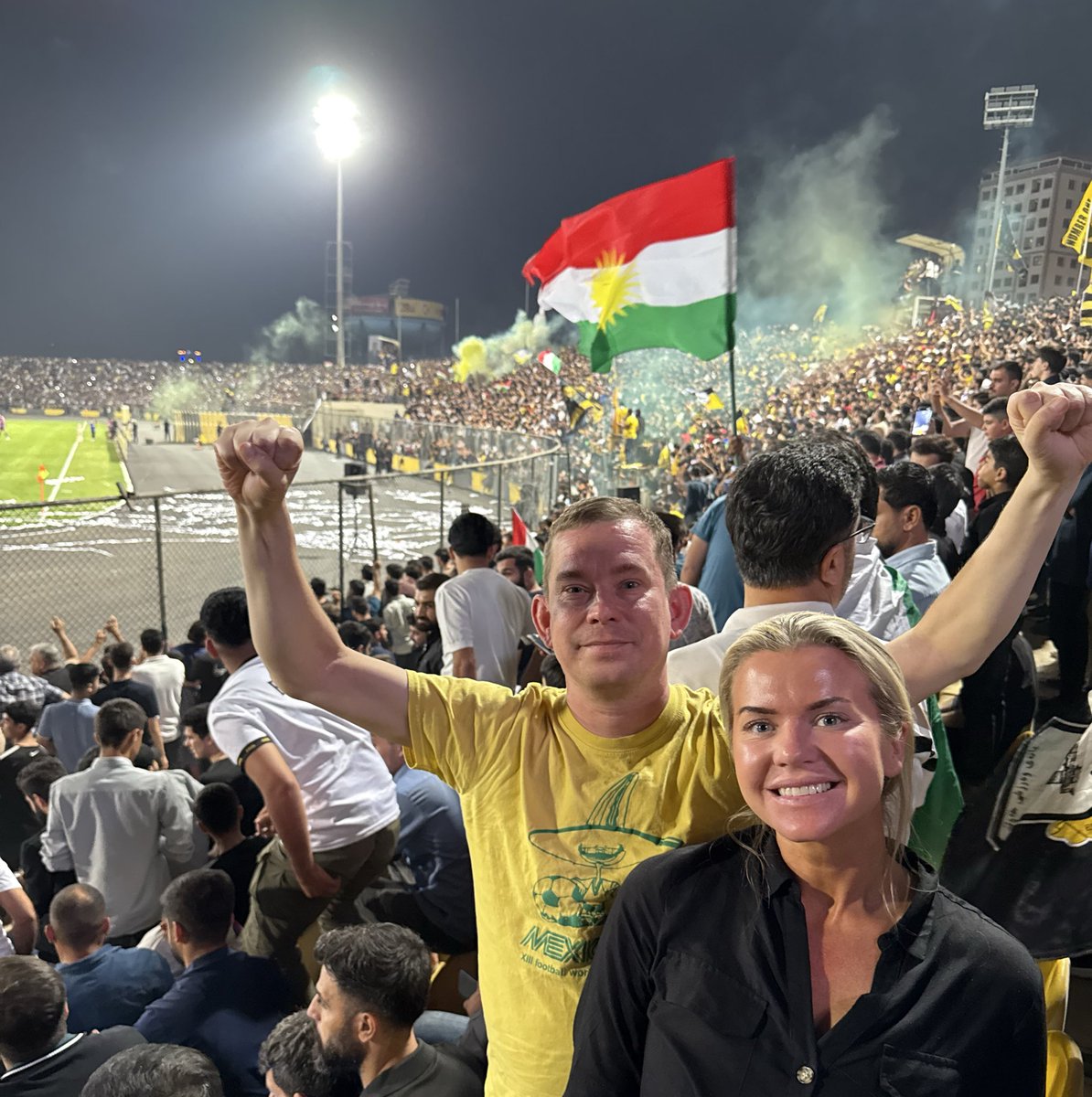 Erik Niva (@erikniva) on Twitter photo Sugna på en fotbollsvecka i Kurdistan och Irak…?
Fattas bara!
Vi drog igång med en extra-allt-upplevelse: överfull arena, okontrollerat pyro, kurdiska Erbil slog Bagdad-bjässen Al-Shorta och gick upp i serieledning.
tv.aftonbladet.se/video/391144/f… Sugna på en fotbollsvecka i Kurdistan och Irak…?
Fattas bara!
Vi drog igång med en extra-allt-upplevelse: överfull arena, okontrollerat pyro, kurdiska Erbil slog Bagdad-bjässen Al-Shorta och gick upp i serieledning.
tv.aftonbladet.se/video/391144/f…