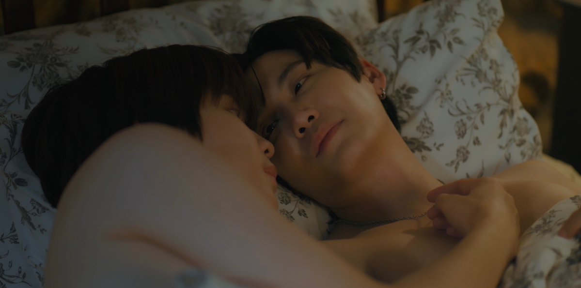 GMMTV's tweet image. แวมไพร์กับมนุษย์หวานมากกกกก
#RevampSeriesFinalEP 
@bb0un @Prem_space