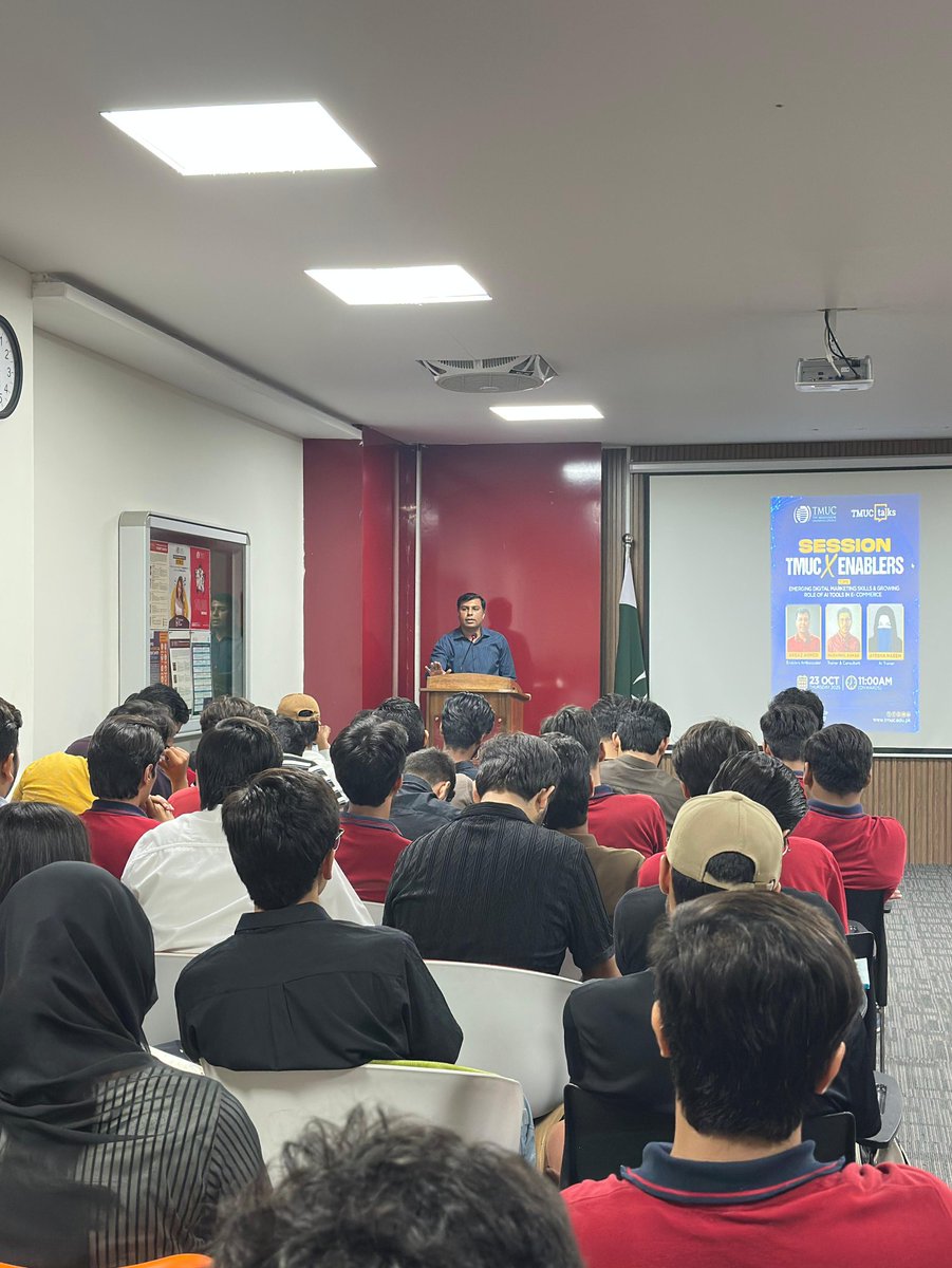 arbazsocial's tweet photo. I had an amazing session at TMUC about the future of digital marketing, e-commerce, and artificial intelligence.

#Ecommerce #DigitalMarketing #artificial_intelligence https://t.co/QpdIFV9a6m