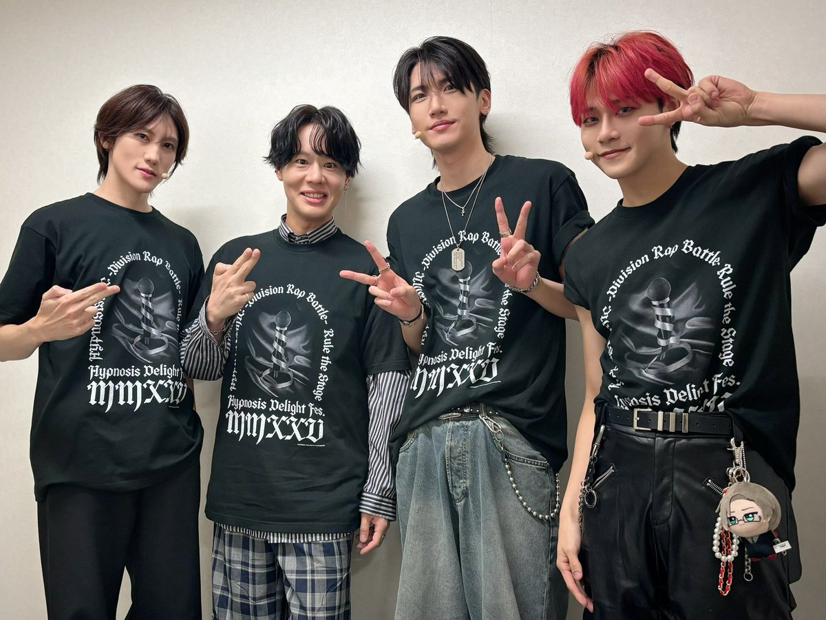 97_taku_'s tweet photo. 《Hypnosis Delight Fes.》

1日目ご来場頂き誠にありがとうございました。

最高に幸せな時間でした！
明日も楽しみましょう！
よろしくお願い致します！！

#ヒプステ
#MTC https://t.co/t4hBZ1HB0s