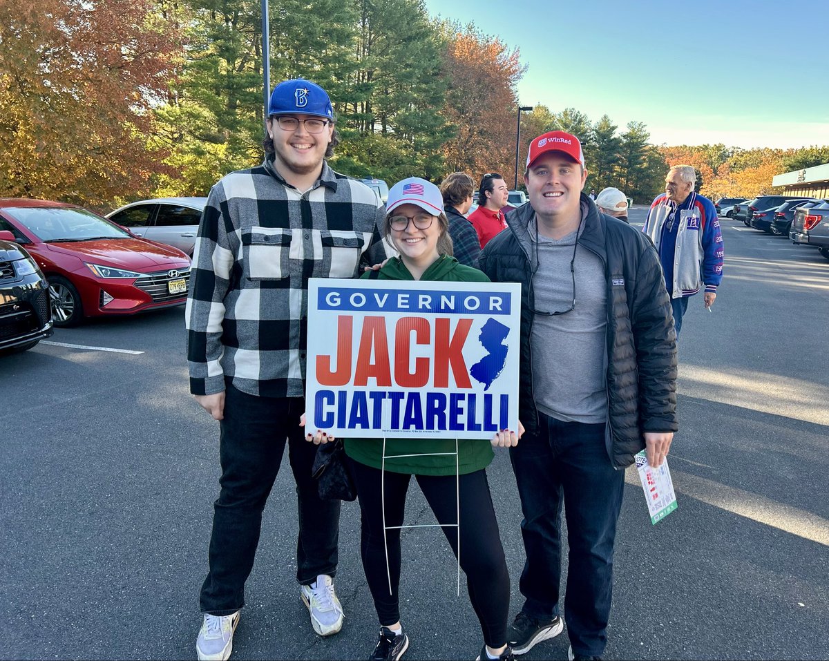 Kacey Shriner tweet media