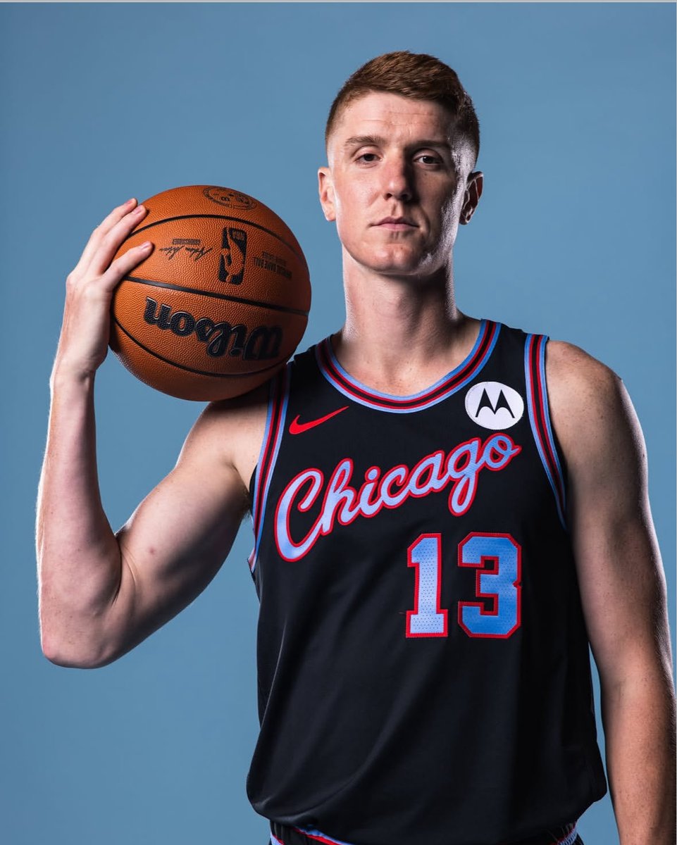 Gameday 🤑

6.00 CT | Bulls @ Orlando

#SeeRed