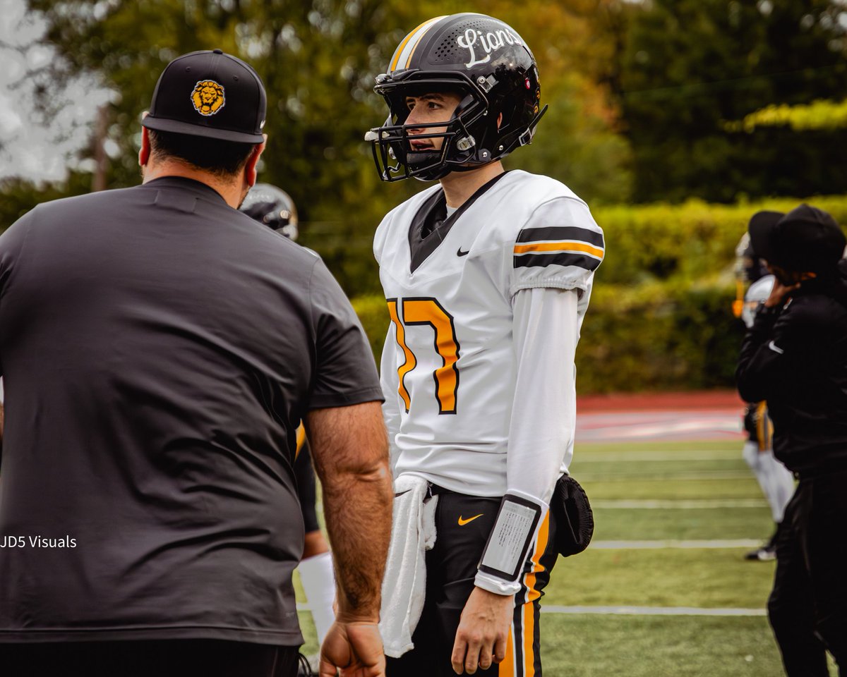 TeddyQB18's tweet image. We won our Conference Championship last night. I was back in the gym this morning. The routine is the routine. #UTime #LionPride @willfranklin_85 @JPRockMO @TheMRQU @6starfootballMO @PrepRedzoneMO @CoachKetz