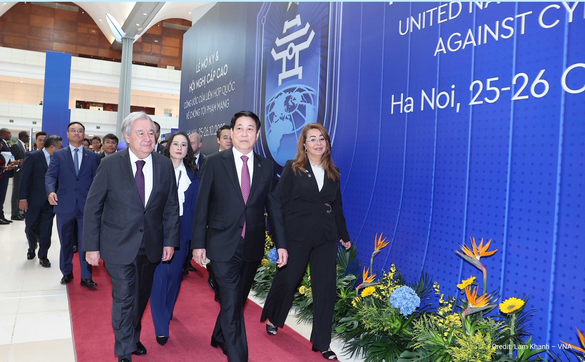 UNIC Cairo (@uniccairo) on Twitter photo أول اتفاقية عالمية لمنع الجريمة السيبرانية والتصدي لها..
 65 دولة توقّع على اتفاقية الأمم المتحدة لمكافحة الجريمة السيبرانية.
أكد <a href="/antonioguterres/">António Guterres</a> أن الاتفاقية تشكل صكًا قويًا وملزمًا قانونا لتعزيز دفاعاتنا الجماعية ضد الجرائم السيبرانية.
tinyurl.com/yt7nph6c
<a href="/UNODC_ROMENA/">UNODC ROMENA</a> أول اتفاقية عالمية لمنع الجريمة السيبرانية والتصدي لها..
 65 دولة توقّع على اتفاقية الأمم المتحدة لمكافحة الجريمة السيبرانية.
أكد <a href="/antonioguterres/">António Guterres</a> أن الاتفاقية تشكل صكًا قويًا وملزمًا قانونا لتعزيز دفاعاتنا الجماعية ضد الجرائم السيبرانية.
tinyurl.com/yt7nph6c
<a href="/UNODC_ROMENA/">UNODC ROMENA</a>