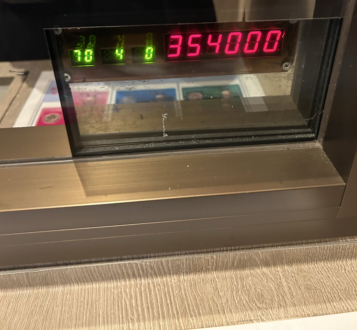 Cryuki18's tweet photo. 今日スロもパチもめっちゃ勝てたから
気持ちよく寝れそう笑 https://t.co/e5g1tsOBwB