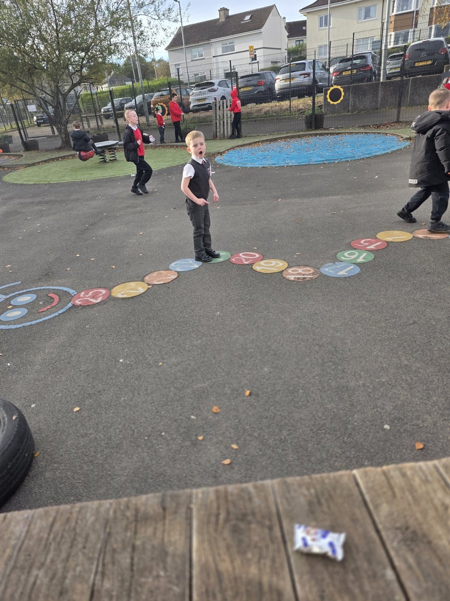 We enjoyed playing with the new equipment in our playground and being outside this week! Our playgrounds are going to be great! #OPALschools <a href="/P1aNewarkPS/">Mrs Heron</a> <a href="/MissDundasNPS/">Miss Dundas and p2🌈💜</a>