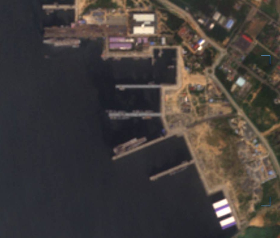 JnatKy850271's tweet image. 🚨 #BREAKING: Both #INSVikramaditya and #INSVikrant were docked at #INSKadamba until Oct 15 — by Oct 17, both carriers had moved out.
🛰️ Satellite imagery from Oct 15 &amp;amp; 20 confirms the change, though cloud cover makes the exact departure time unclear.
#IndianNavy #DefenseUpdate
