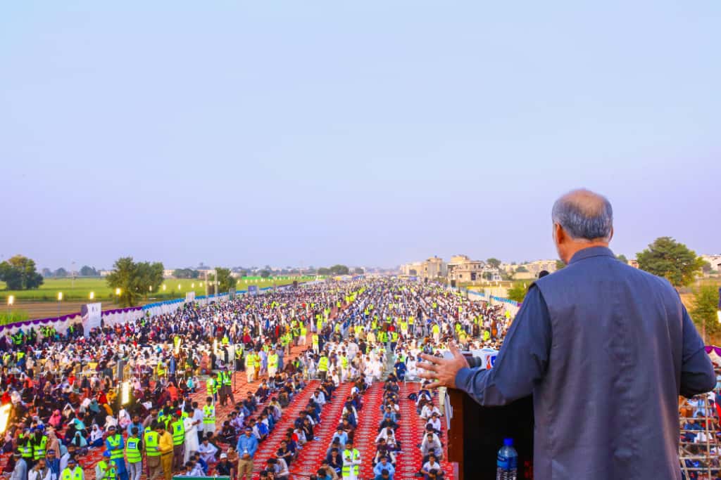 Inayat01's tweet photo. Ameer Jamaat-e-Islami Pakistan, Hafiz Naeem ur Rehman, attended the Bano Qabil event in Gujrat, inspiring young participants with his vision of a digitally skilled and prosperous Pakistan.
 #BanoQabilGujrat https://t.co/PVjIs5kgoG
