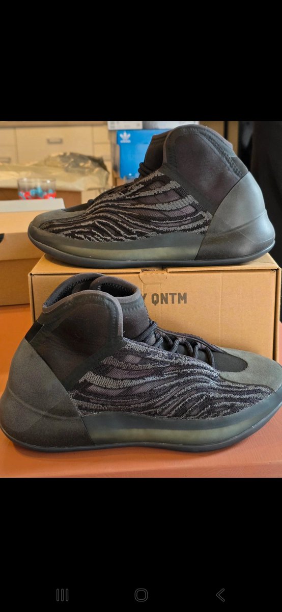 WTS 
Nocta hot step 2 white 39 / 230€ 
Yeezy QNTM 40 / 80€ 
Davril supply 39 / 100€ 
Jordan Why not 41 / 60€