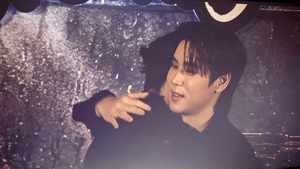 CSCSPP's tweet image. B: Thank you Prem for agreeing to indulge this stubborn old man. It was actually my dream, but Prem said he wasn't interested, but he still agreed. Thank you very much.
P: I'm happy &amp;amp; delighted to be a part of your dream. Don't worry about me. I'm very happy. #RevampSeriesFinalEP