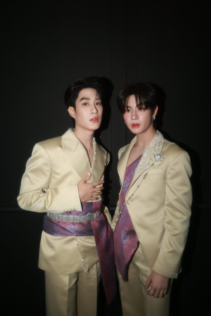 POWER COUPLES

Khemjira The Series Final EP 
#เขมจิราต้องรอดตอนจบ