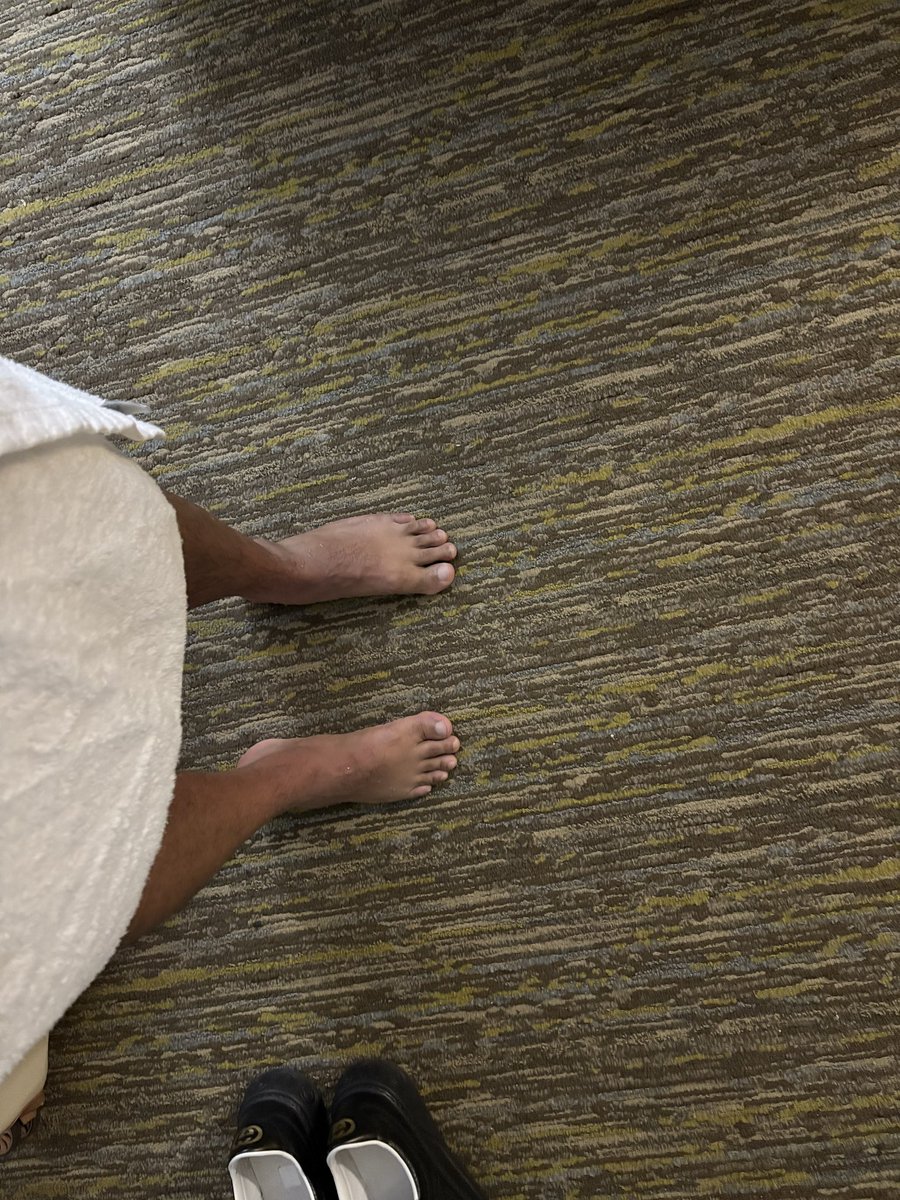 Being this pale is kinda nutso.