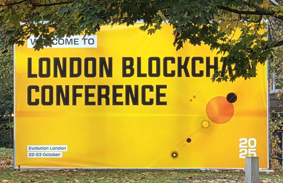 DeFiMatrixOS's tweet image. 🚀 @LDN_Blockchain 2025 — Building for Real-World Impact 🌍

Builders. Investors. Dreamers. Disruptors.

All in one room at the London Blockchain Conference 2025 — a truly world-class gathering of innovators shaping the next era of decentralized technology. 💡

It was an…