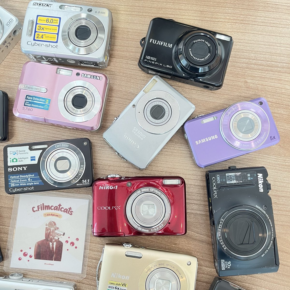 xxnfilmpp's tweet image. 🫧‧₊❀.‧°🧜🏻‍♀️ ลงขายออนซันเดยย์ ( 26/10 )
เวลา 15.00 น. ( บ่ายย3ตรงง )  ꕁ 🪸◦°🦀️

เต็มระบบทุกตัว รุ่นฮิต แฟลชฉ่ำๆ เด็กๆ น่ารักทุกตัวพาราน่าคบงับบ 

 รุ่นกล้องจิ้มในเมนชั่น 👇🏾

  𓍯  ปัก + รี = ลด 100 ทุกตัว
  𓍯  ก่อนลงเดี๋ยวมากด 🤍 เรียกน๊าา

#กล้องดิจิตอล…