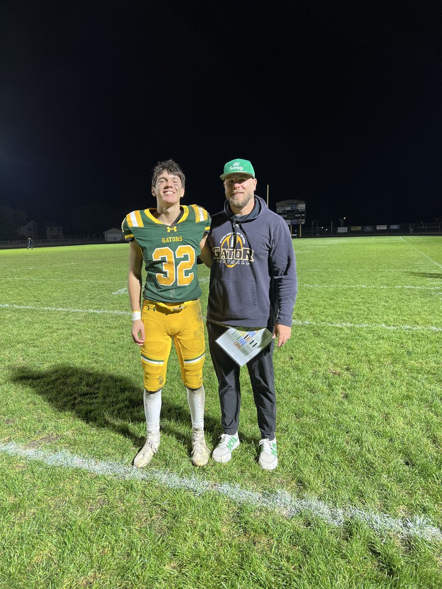 Coach_Lenckus's tweet photo. Beyond thankful to have had the opportunity to share this season with my family. Friday nights are always special. Sharing those moments with my boys and having the support of my two ladies will always be memorable. https://t.co/6E3jPvc1nu