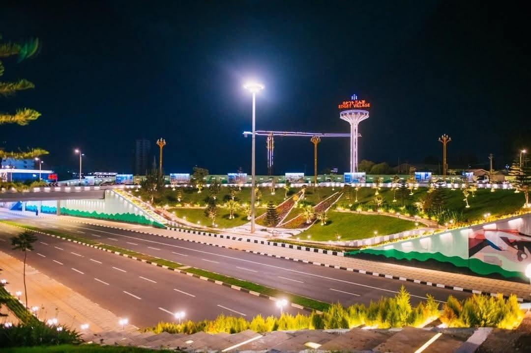 ETEmbassyPEK's tweet image. Addis Ababa is transforming, dazzling from its edges inward!

#addisababa #Ethiopia #heartofafrica #transformation