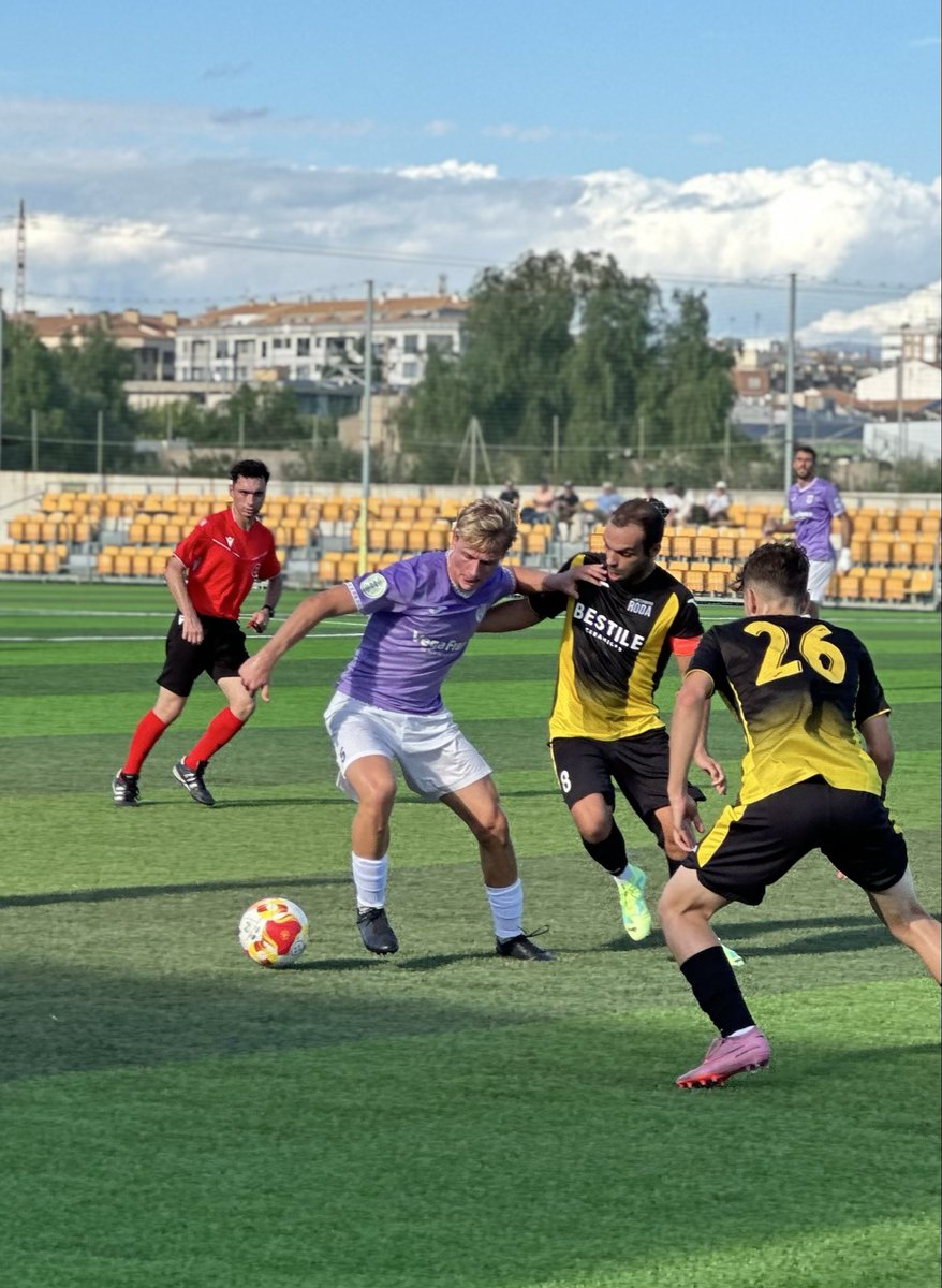 🟡 0 - 0 🟣 | 𝘿𝙀𝙎𝘾𝘼𝙉𝙎𝙊

 #RodaTorrellano | #ACTorrellano