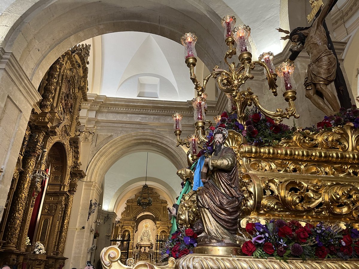 🔴 El Señor de la Sangre y nuestra patrona, la Virgen del Valle. <a href="/HdadVVallecija/">Hdad Virgen del Valle Écija</a> 

👏🏻 𝐔𝐍 𝐃Ɩ́𝐀 𝐔́𝐍𝐈𝐂𝐎 𝐏𝐀𝐑𝐀 𝐍𝐔𝐄𝐒𝐓𝐑𝐀 𝐇𝐄𝐑𝐌𝐀𝐍𝐃𝐀𝐃. 

#IICongresoNacionalHHLosGitanos