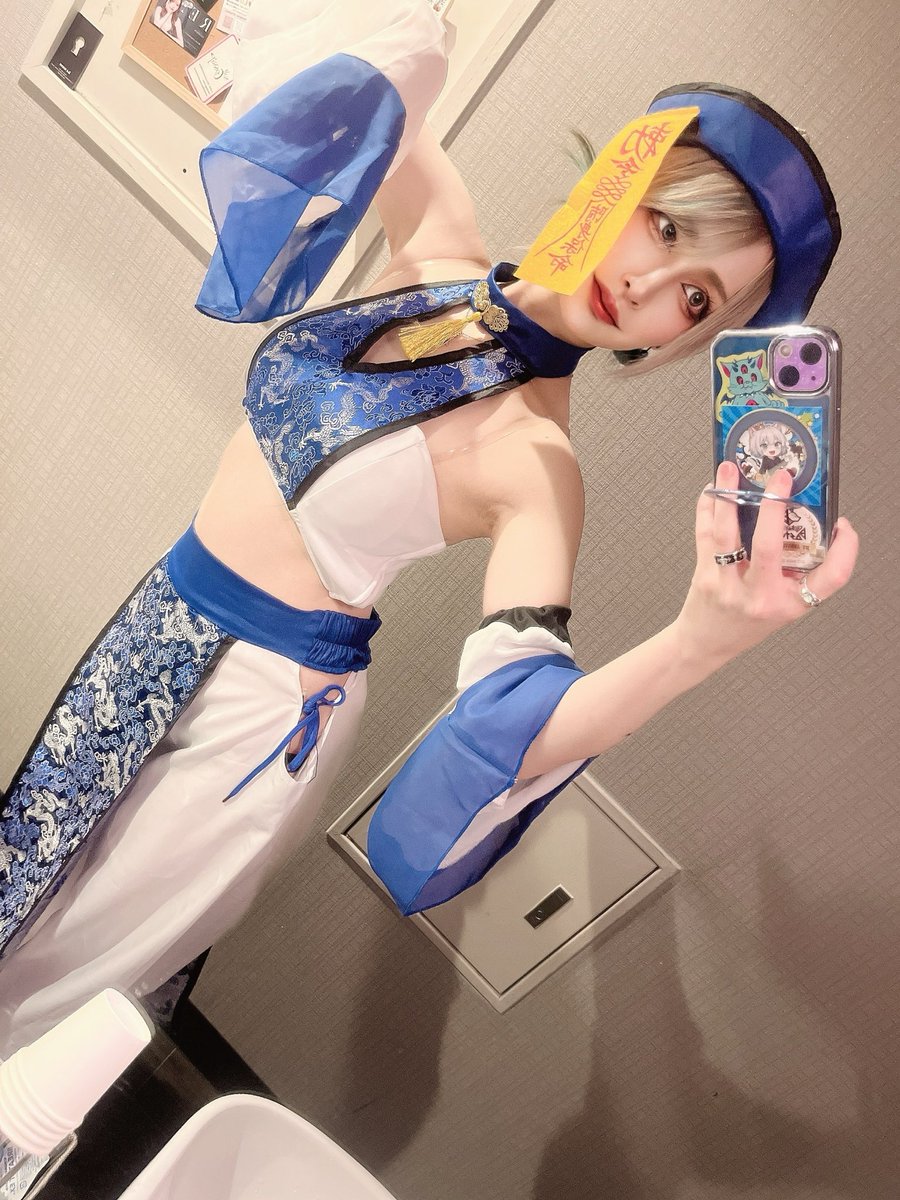 m1yan's tweet photo. ハロウィンコスプレナイト🎃✨
今夜はみんなで盛り上がろう💜
コスプレしてなくてもOK🙆‍♀️
深夜も遊びに来てね🍸🦇

#BARBastet #新宿BAR #ハロウィンイベント #cosplaynight https://t.co/nOPHZak6N9