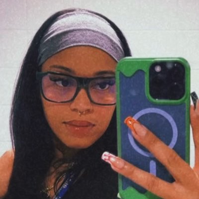 sslimmyy's tweet photo. #NewProfilePic https://t.co/IZSiTMlIF7